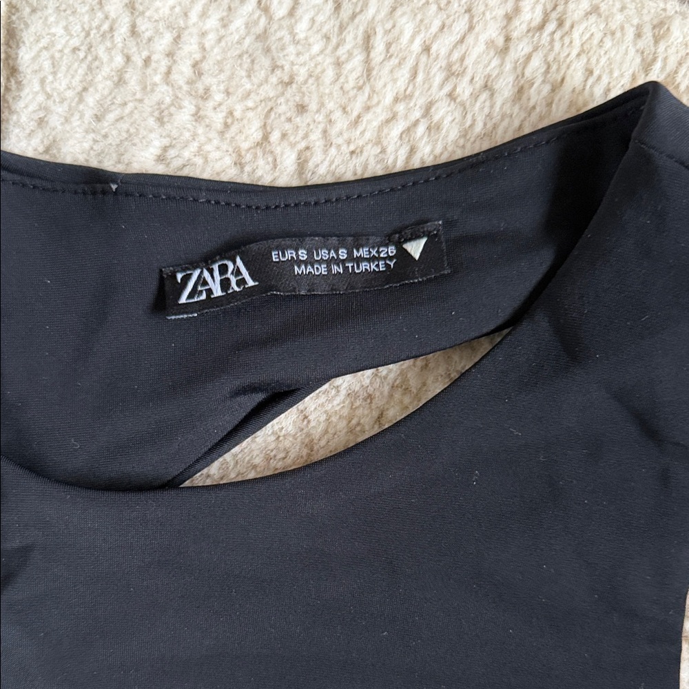 Zara Black One-Shoulder Long-Sleeve Bodysuit - Picture 2 of 4